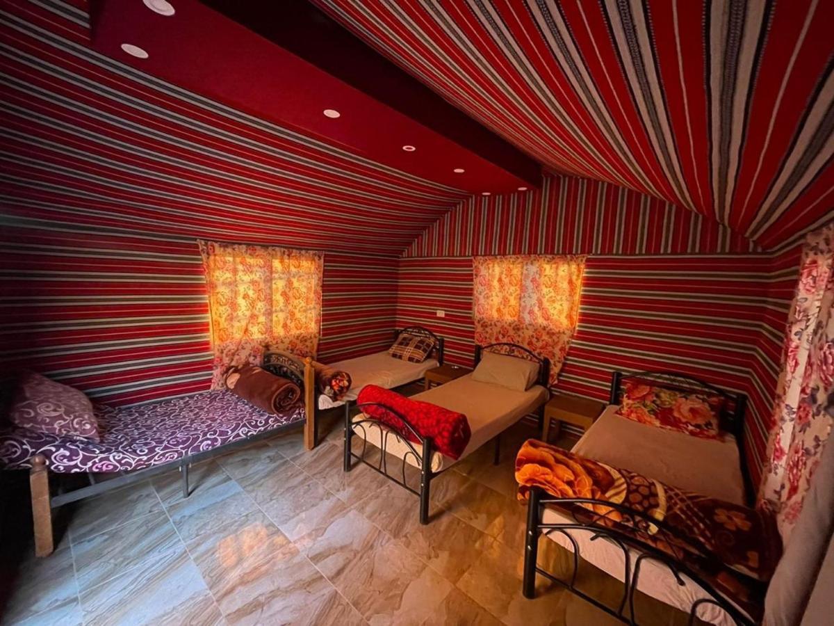 דירות וואדי רם Sunset Dreams Camp מראה חיצוני תמונה