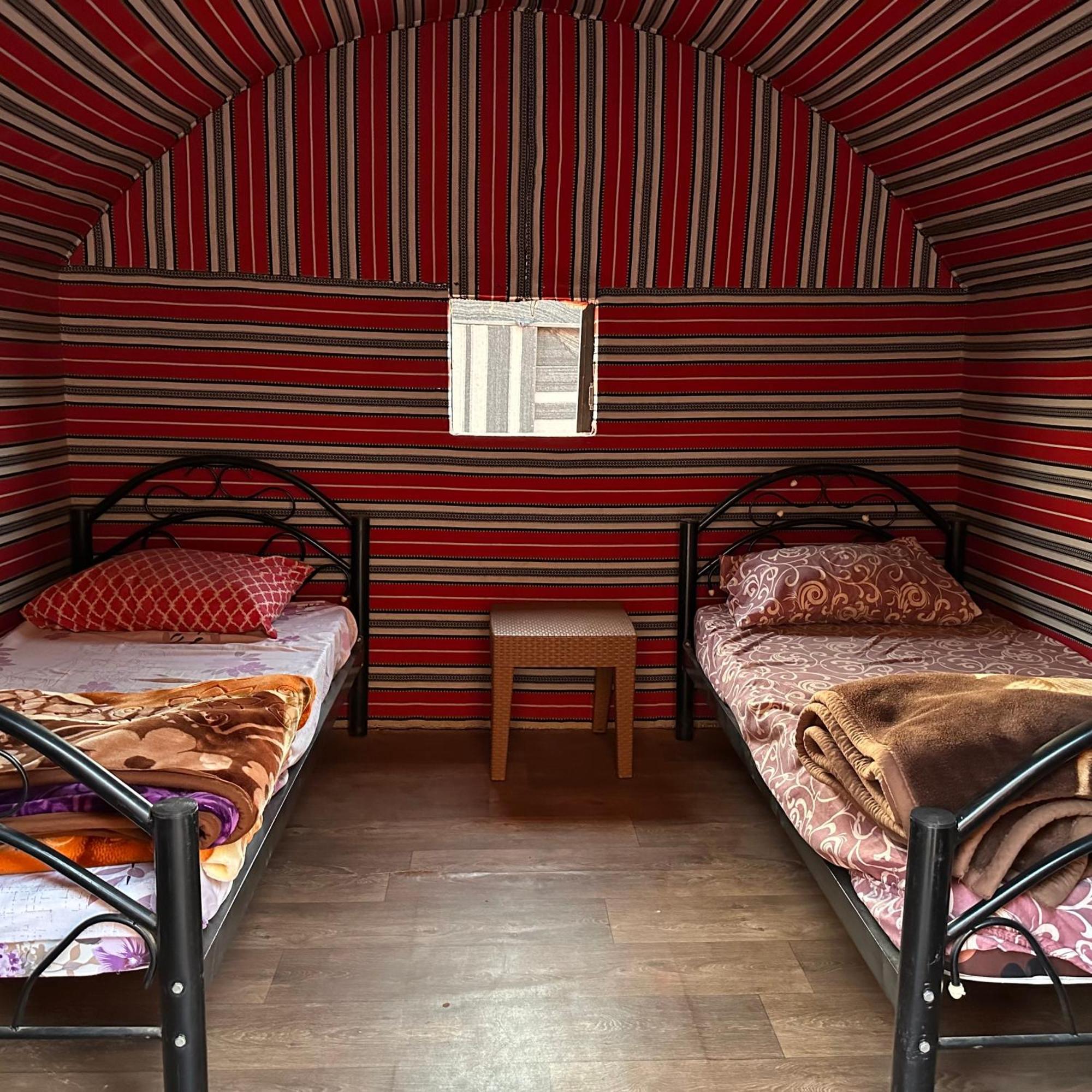 דירות וואדי רם Sunset Dreams Camp מראה חיצוני תמונה